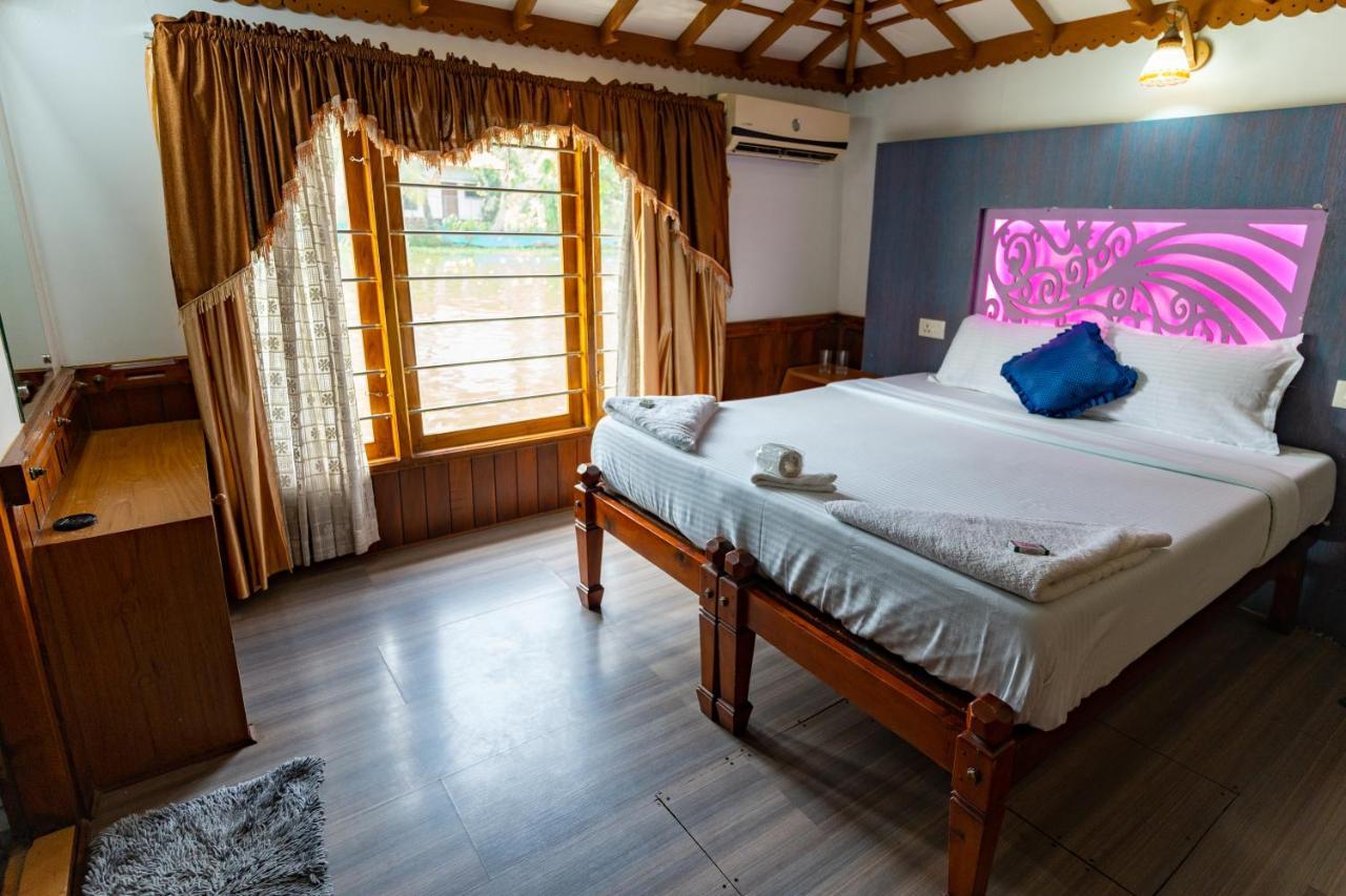 Alappuzha Kera Houseboats Alleppey מראה חיצוני תמונה