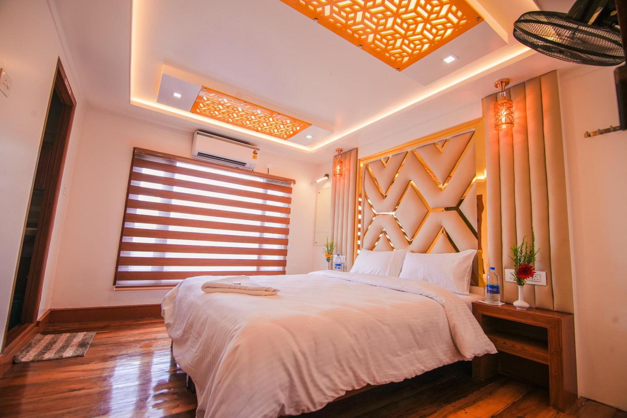 Alappuzha Kera Houseboats Alleppey מראה חיצוני תמונה