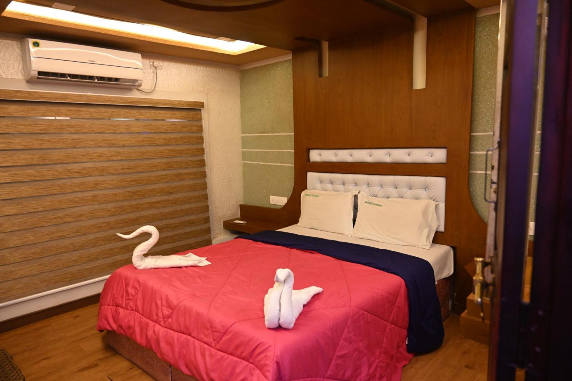 Alappuzha Kera Houseboats Alleppey מראה חיצוני תמונה