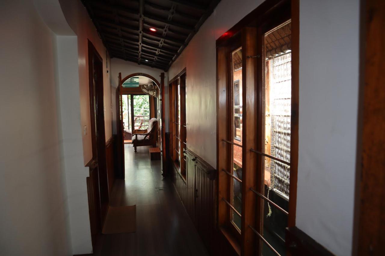 Alappuzha Kera Houseboats Alleppey מראה חיצוני תמונה